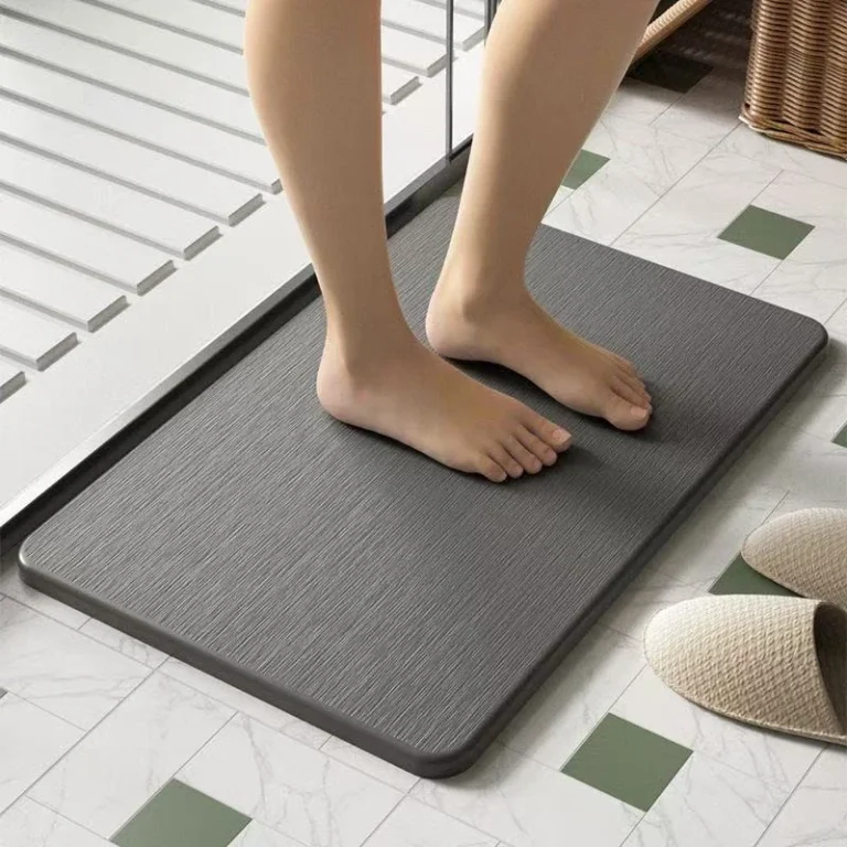 1 Diatomite Absorbent Floor Mat 01